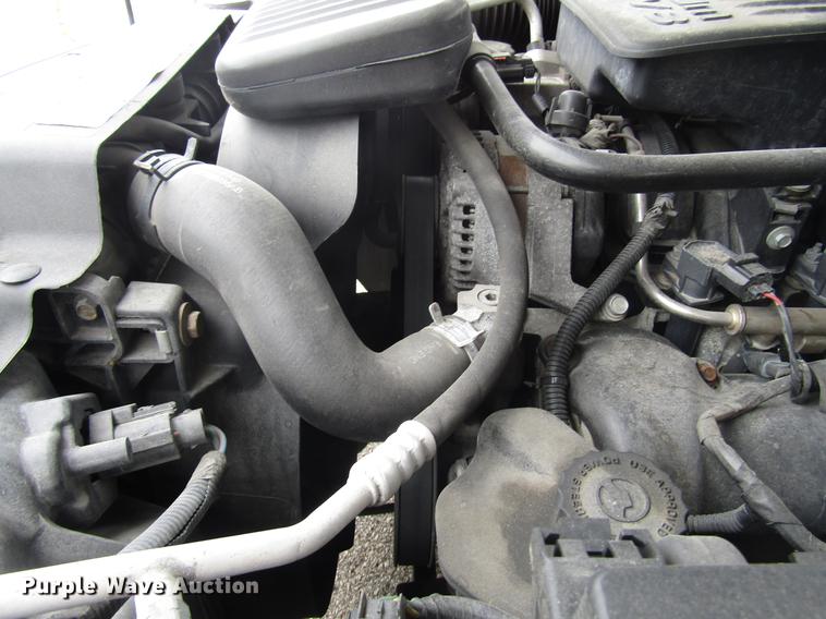 image for item DD7448 2004 Dodge Durango SLT SUV