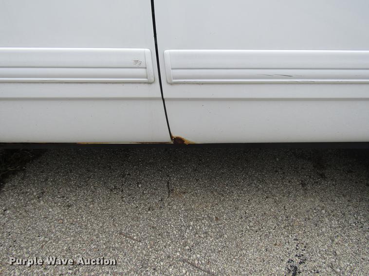 image for item DD7448 2004 Dodge Durango SLT SUV