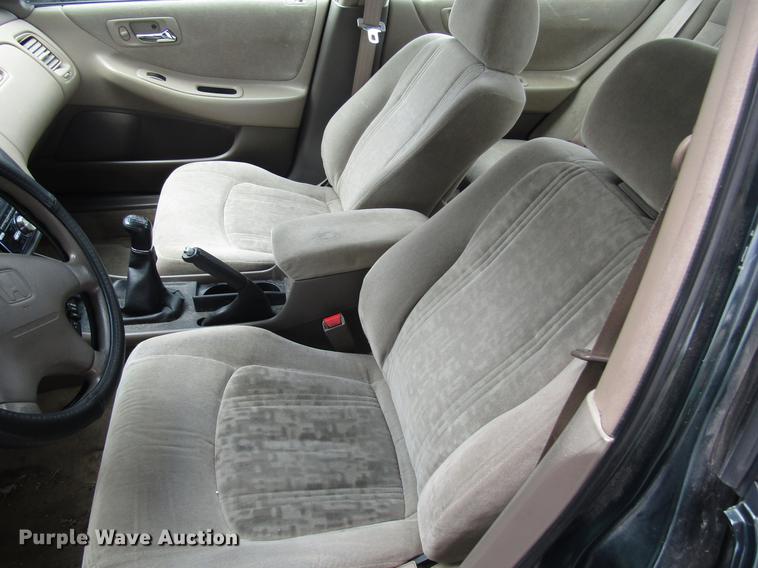 image for item DD7449 1999 Honda Accord