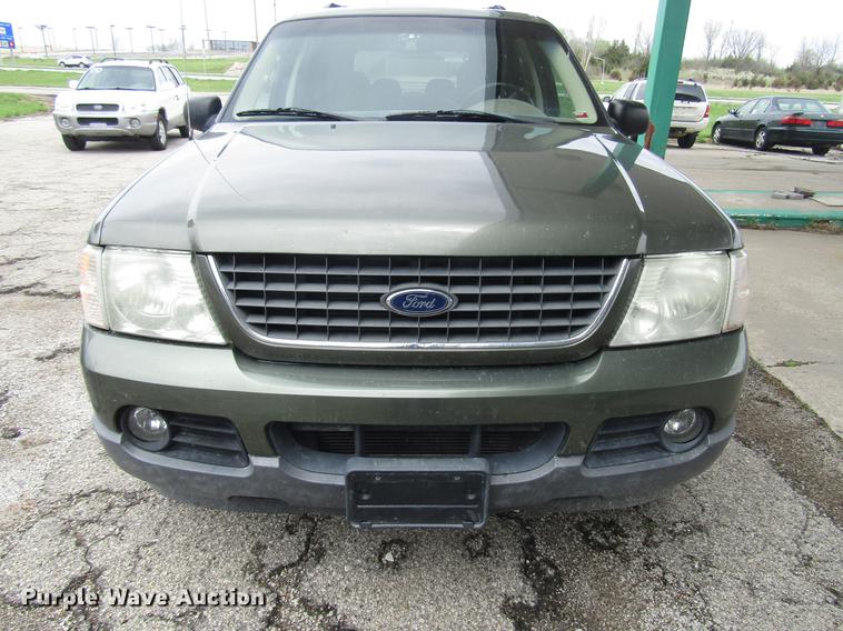 image for item DD7450 2002 Ford Explorer SUV