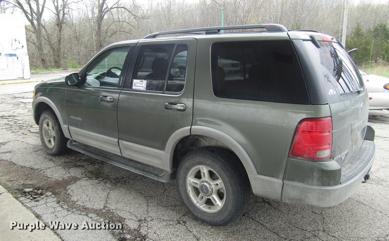 image for item DD7450 2002 Ford Explorer SUV