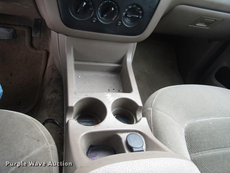 image for item DD7450 2002 Ford Explorer SUV