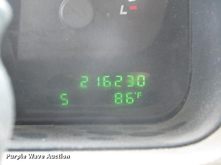 image for item DD7450 2002 Ford Explorer SUV