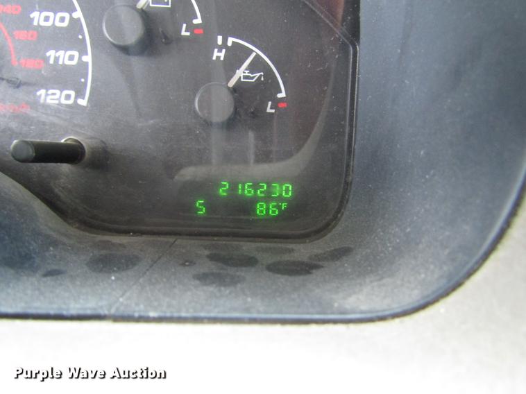 image for item DD7450 2002 Ford Explorer SUV