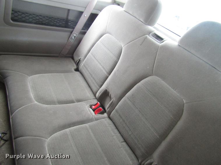 image for item DD7450 2002 Ford Explorer SUV