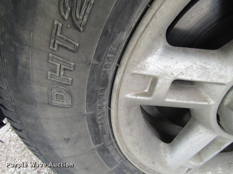 image for item DD7450 2002 Ford Explorer SUV