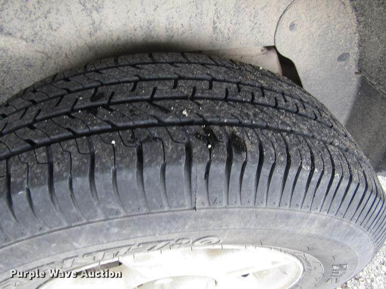 image for item DD7450 2002 Ford Explorer SUV