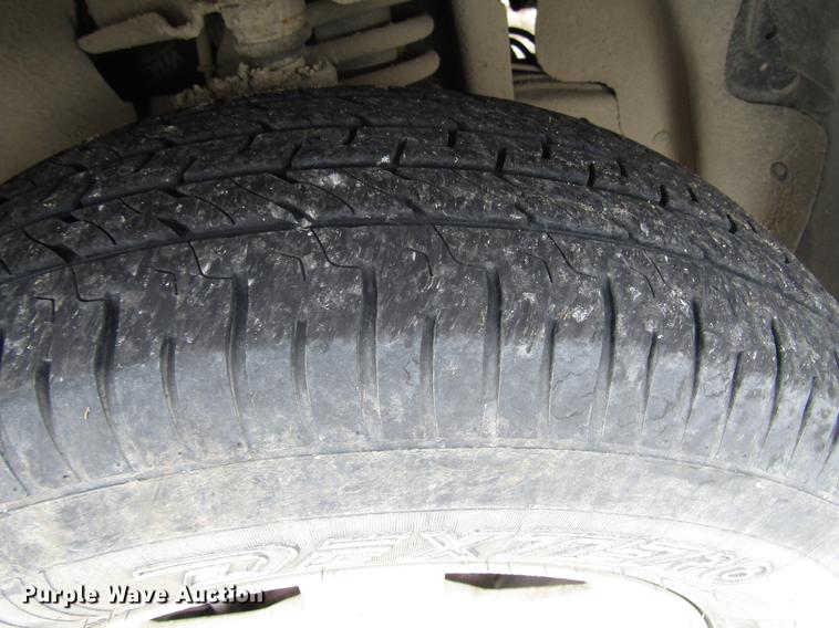 image for item DD7450 2002 Ford Explorer SUV