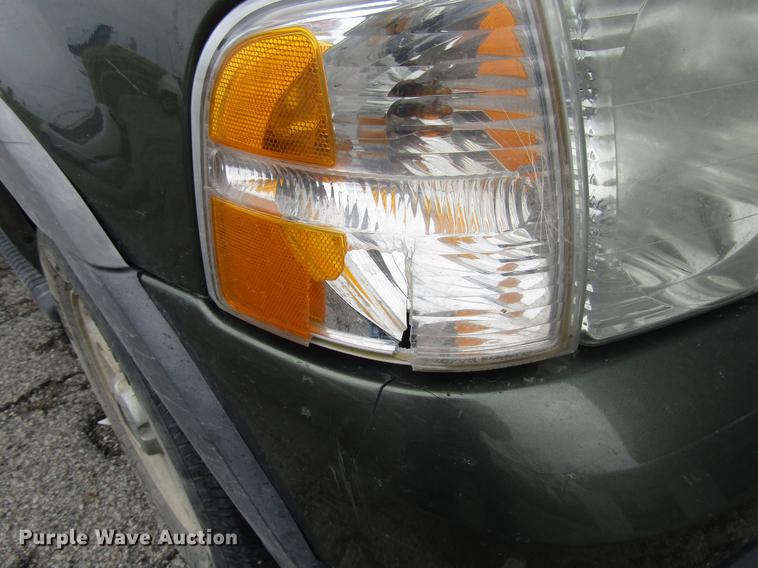 image for item DD7450 2002 Ford Explorer SUV