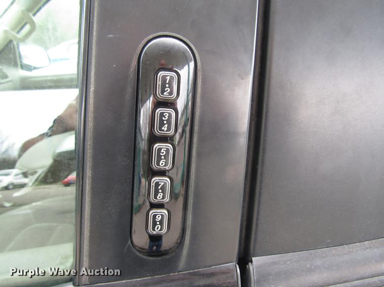 image for item DD7450 2002 Ford Explorer SUV