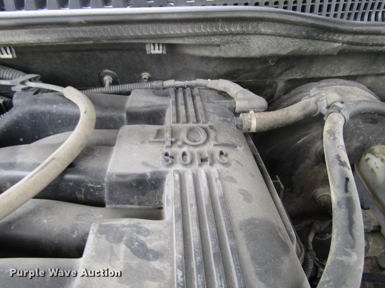 image for item DD7450 2002 Ford Explorer SUV