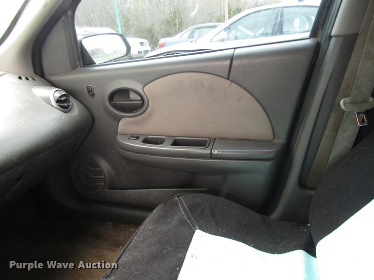 image for item DD7451 2006 Saturn Ion 2