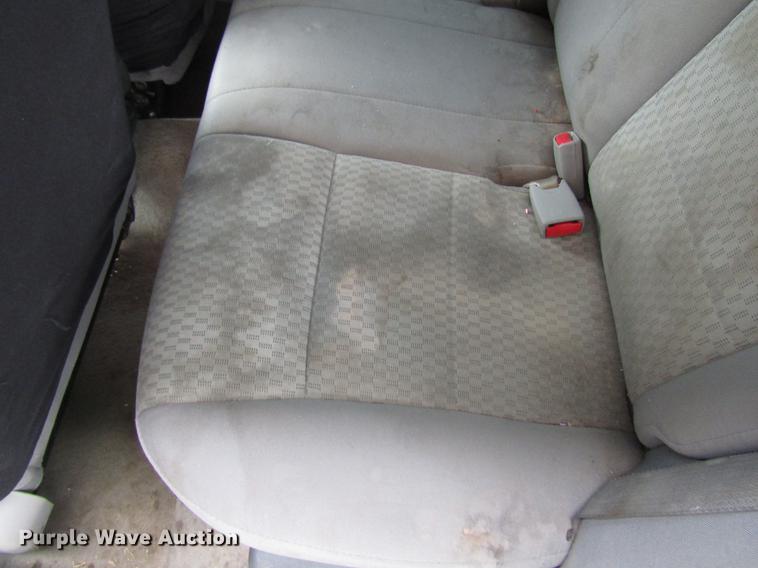 image for item DD7451 2006 Saturn Ion 2