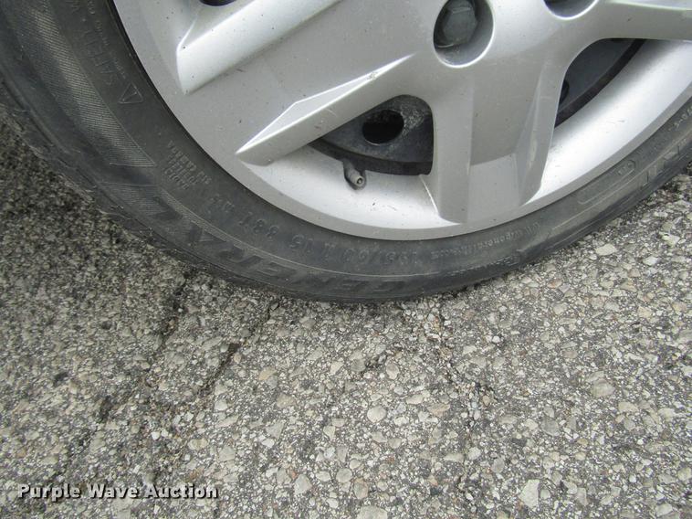 image for item DD7451 2006 Saturn Ion 2