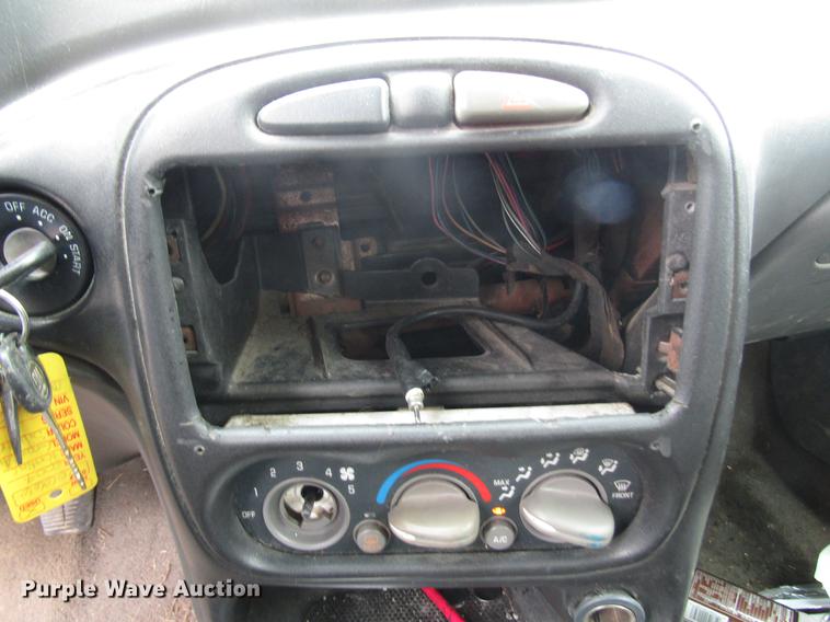 image for item DD7452 2004 Pontiac Grand AM