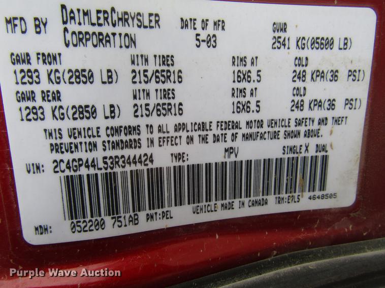 image for item DD7453 2003 Chrysler Town & Country van