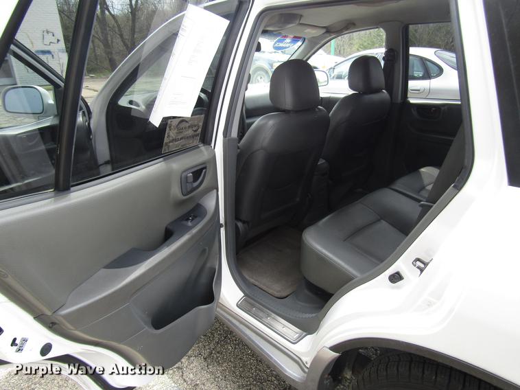 image for item DD7454 2001 Hyundai Santa Fe SUV