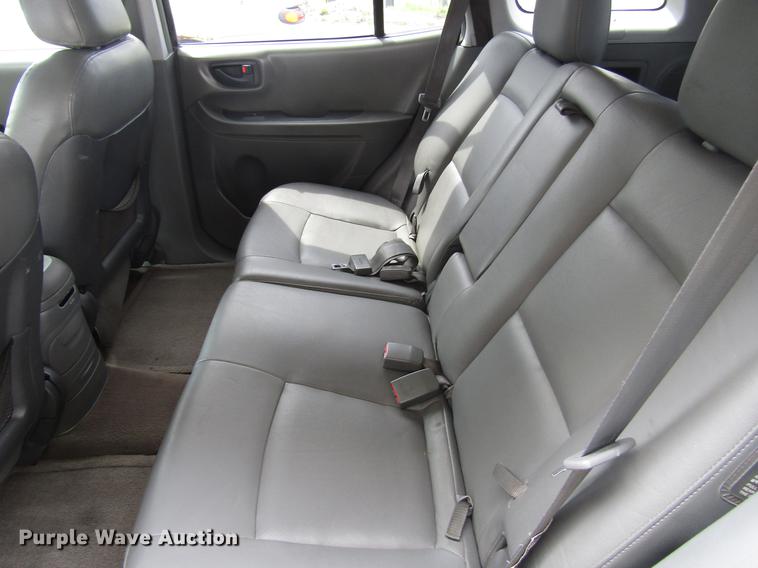 image for item DD7454 2001 Hyundai Santa Fe SUV