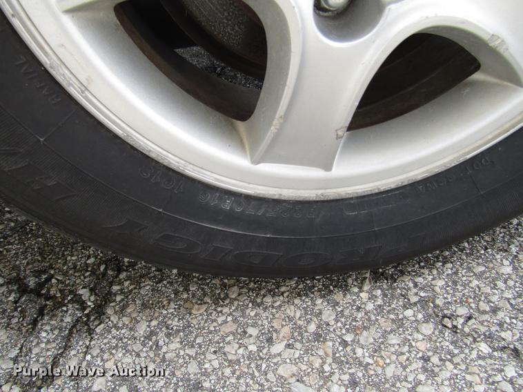 image for item DD7454 2001 Hyundai Santa Fe SUV