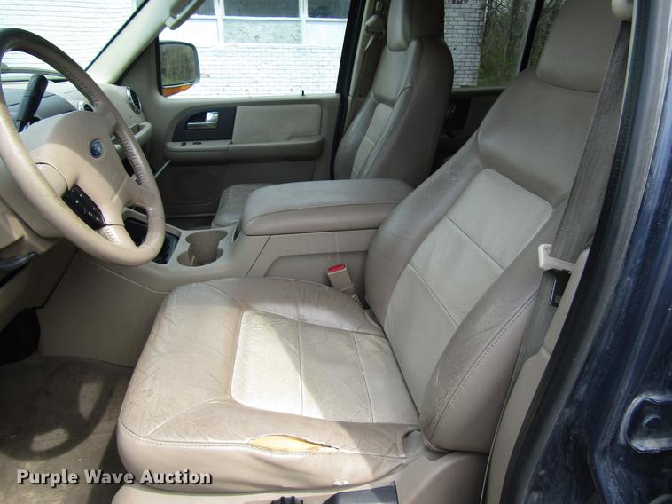 image for item DD7455 2003 Ford Expedition Eddie Bauer SUV