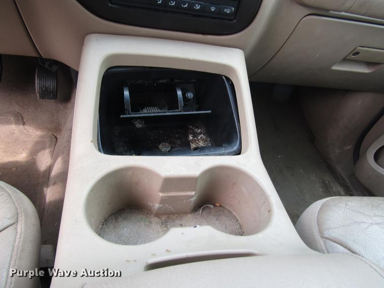 image for item DD7455 2003 Ford Expedition Eddie Bauer SUV