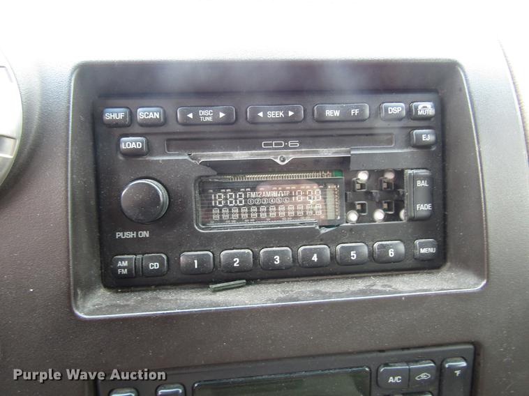 image for item DD7455 2003 Ford Expedition Eddie Bauer SUV