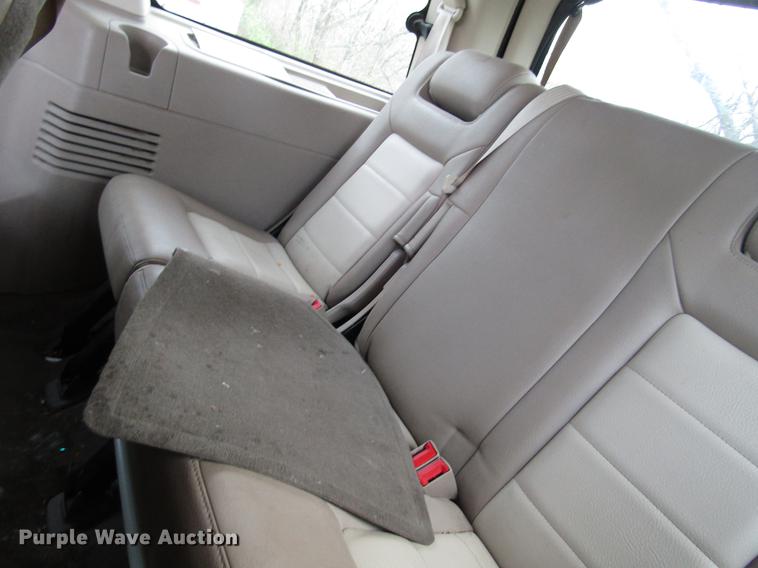 image for item DD7455 2003 Ford Expedition Eddie Bauer SUV