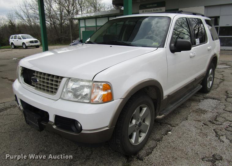 image for item DD7456 2003 Ford Explorer Eddie Bauer SUV