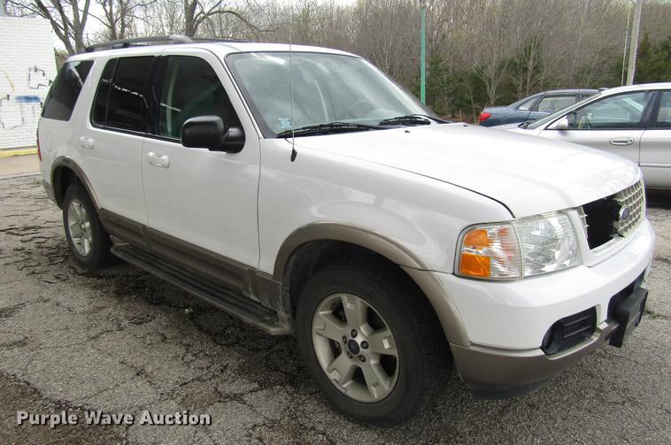image for item DD7456 2003 Ford Explorer Eddie Bauer SUV