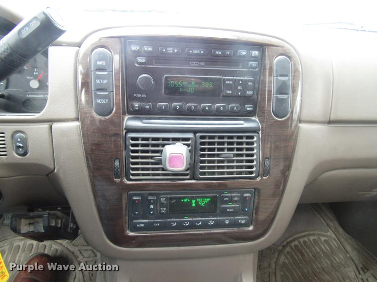 image for item DD7456 2003 Ford Explorer Eddie Bauer SUV