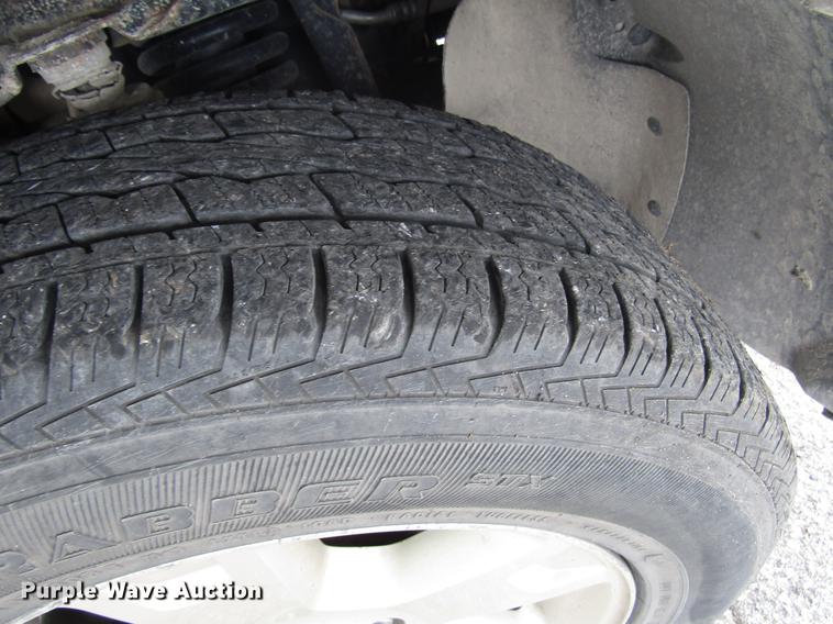 image for item DD7456 2003 Ford Explorer Eddie Bauer SUV