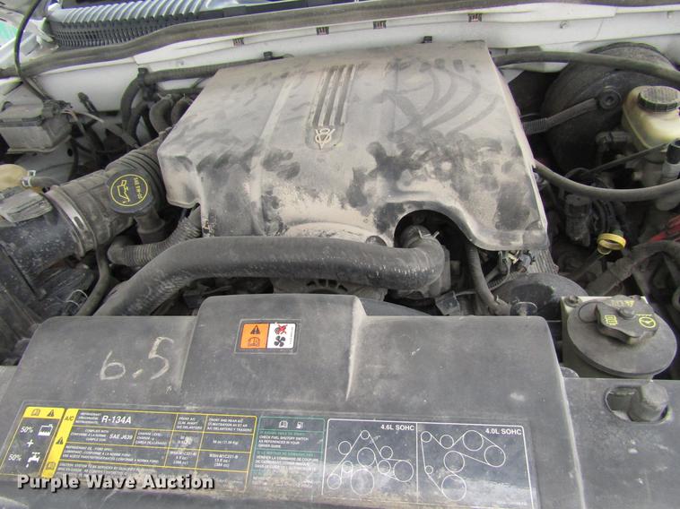 image for item DD7456 2003 Ford Explorer Eddie Bauer SUV