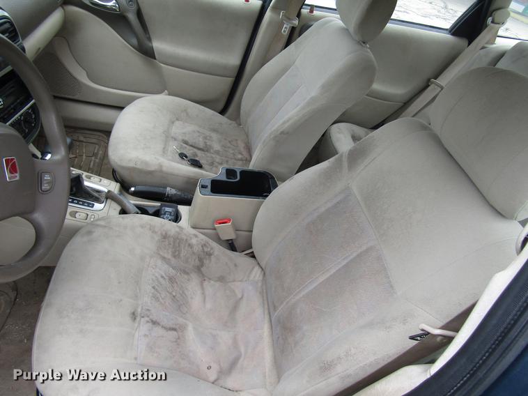 image for item DD7457 2003 Saturn L200