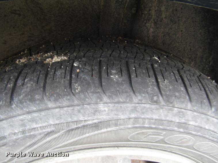 image for item DD7457 2003 Saturn L200