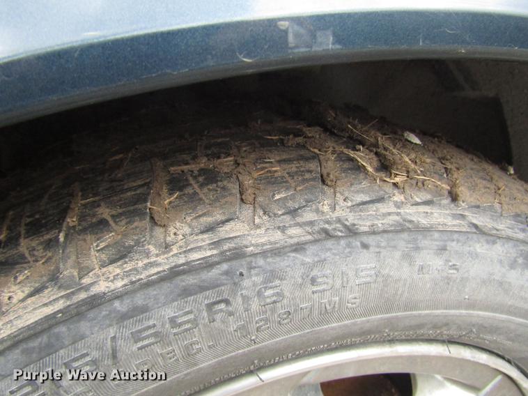 image for item DD7457 2003 Saturn L200