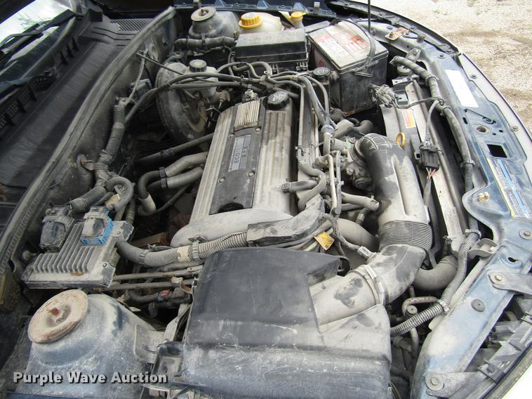 image for item DD7457 2003 Saturn L200