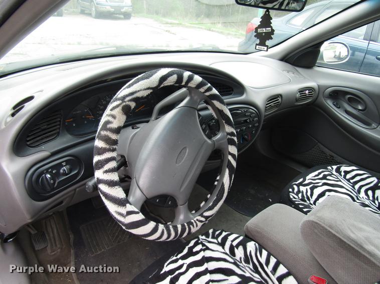 image for item DD7458 1997 Ford Taurus