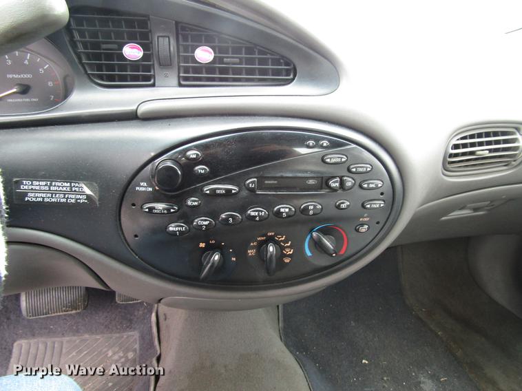 image for item DD7458 1997 Ford Taurus