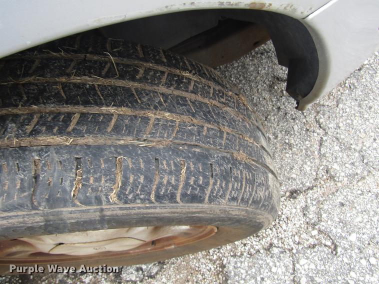 image for item DD7458 1997 Ford Taurus