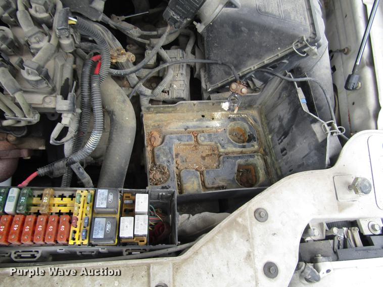 image for item DD7458 1997 Ford Taurus