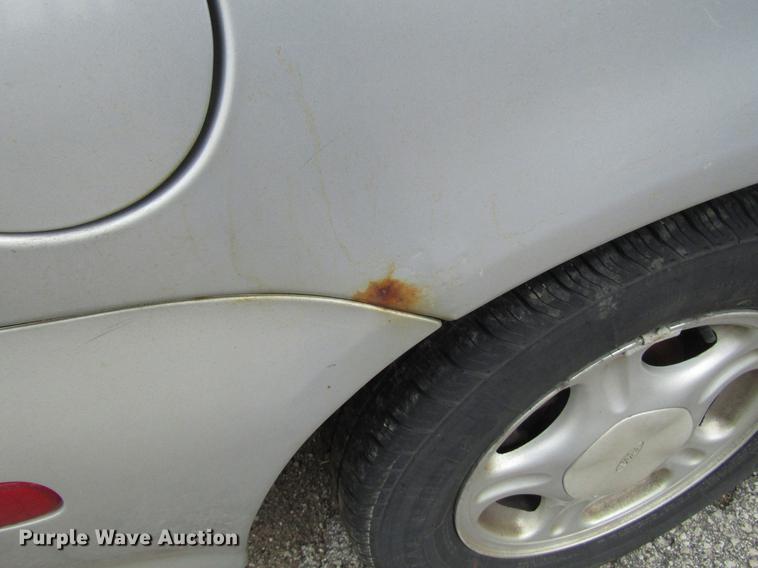 image for item DD7458 1997 Ford Taurus