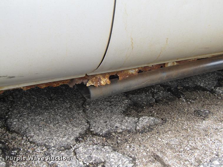 image for item DD7458 1997 Ford Taurus