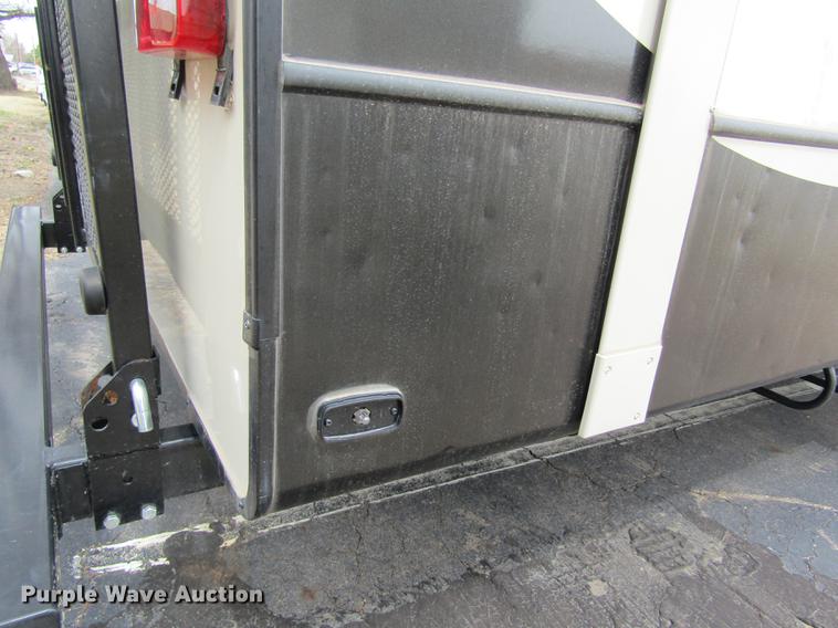 image for item DD8762 2017 Montana High Country HM379RD camper