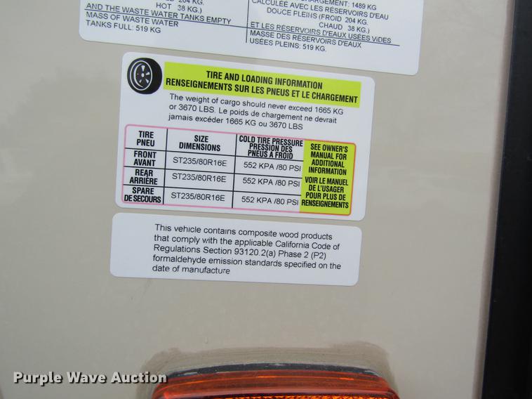 image for item DD8762 2017 Montana High Country HM379RD camper