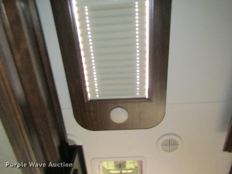 image for item DD8762 2017 Montana High Country HM379RD camper