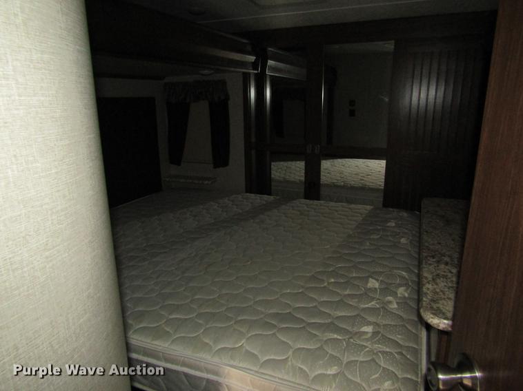 image for item DD8762 2017 Montana High Country HM379RD camper