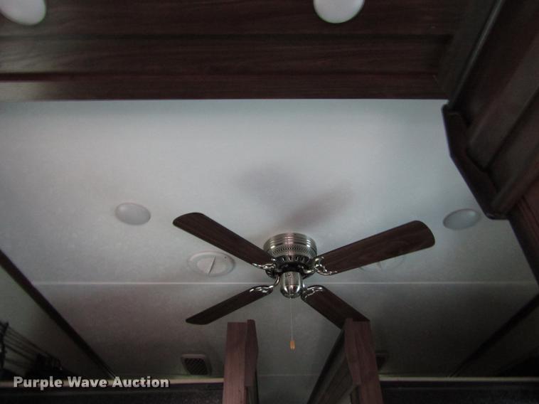 image for item DD8762 2017 Montana High Country HM379RD camper