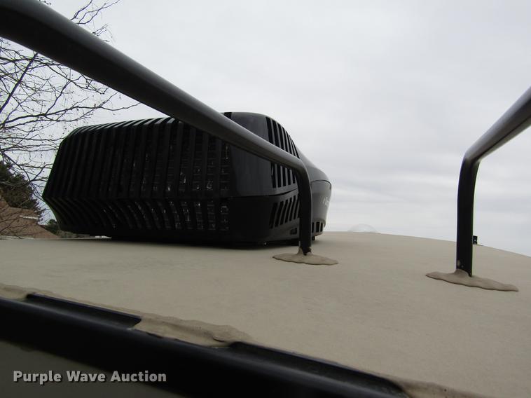 image for item DD8762 2017 Montana High Country HM379RD camper