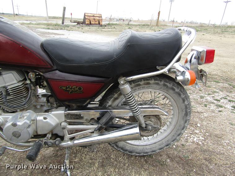 1982 Honda CM250 motorcycle in Ellis, KS Item DD8763 sold Purple Wave