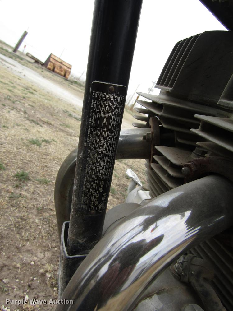 image for item DD8763 1982 Honda CM250 motorcycle